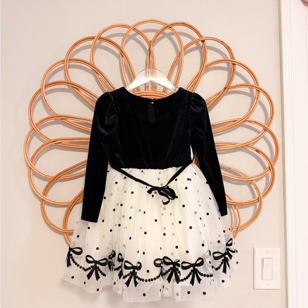 Zunie Black and White Kids Dress - Picture 2 of 2